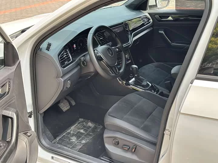 Volkswagen T-ROC Tange