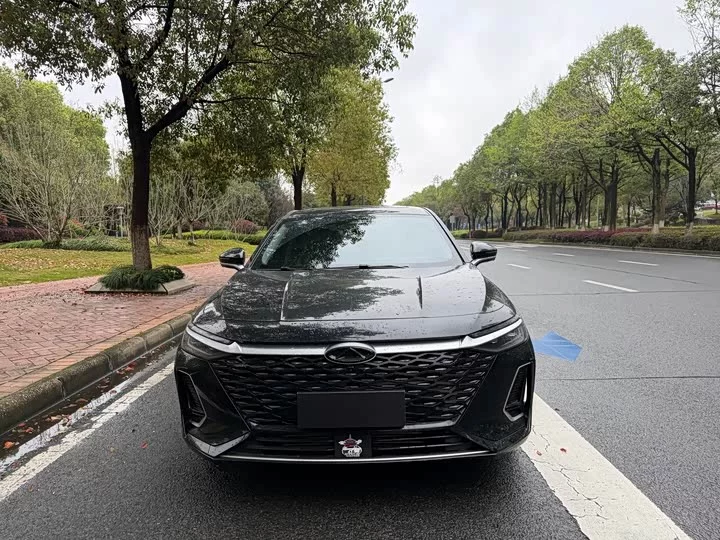 Chery Arrizo 8
