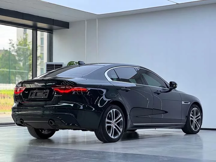 Jaguar XEL