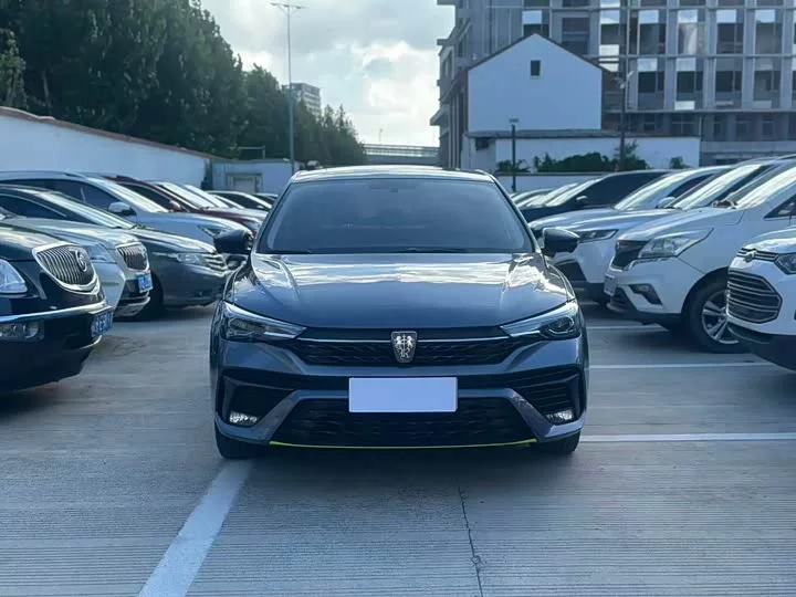 Roewe i5