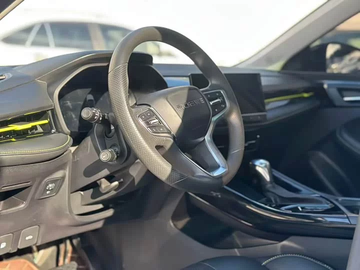 Roewe i5