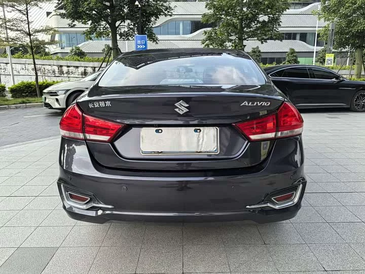 Suzuki Alivio