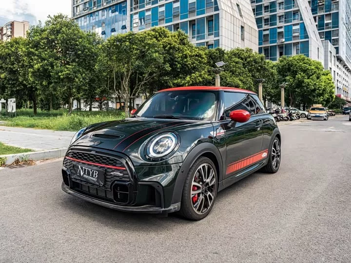 MINI JCW