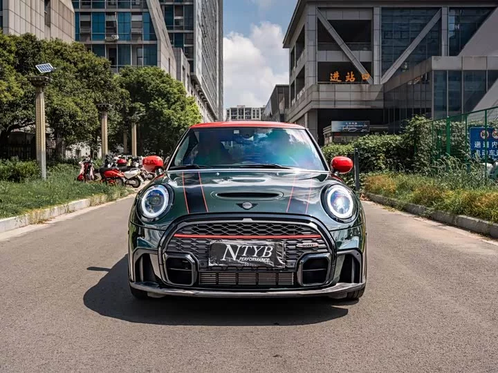 MINI JCW