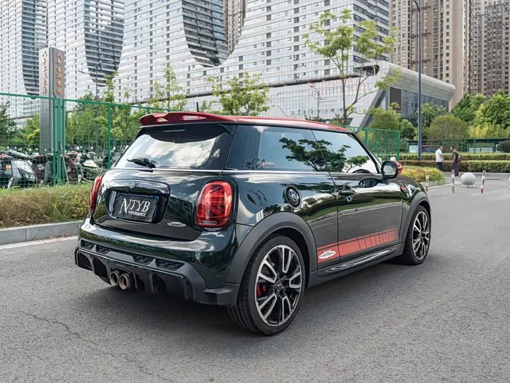 MINI JCW