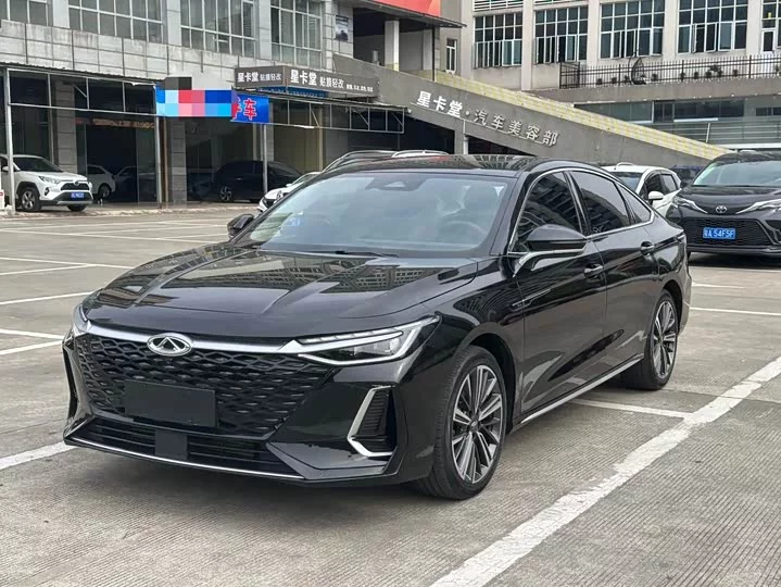 Chery Arrizo 8