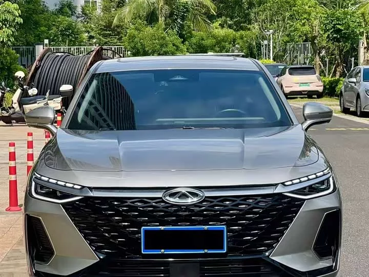 Chery Arrizo 8