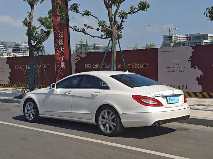 Mercedes-Benz CLS