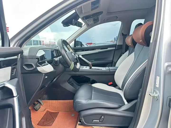 Geely Boyue L