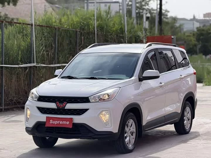 Wuling Hongguang S3