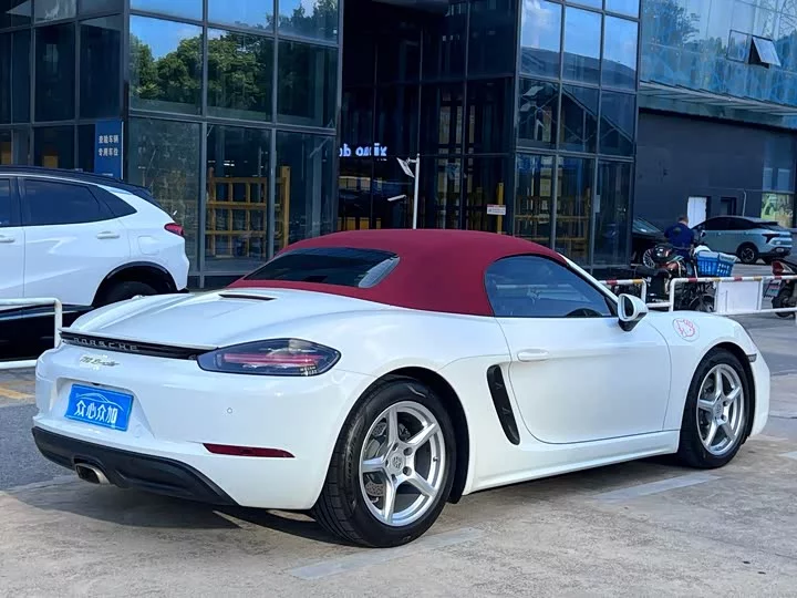 Porsche 718