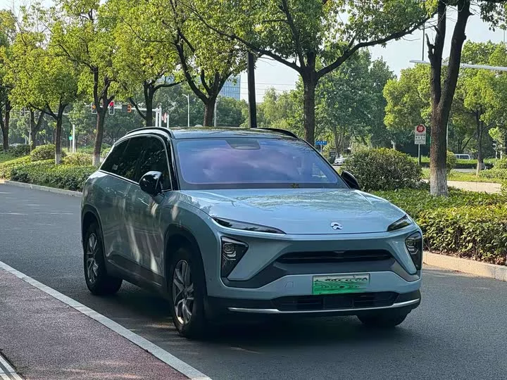NIO ES6