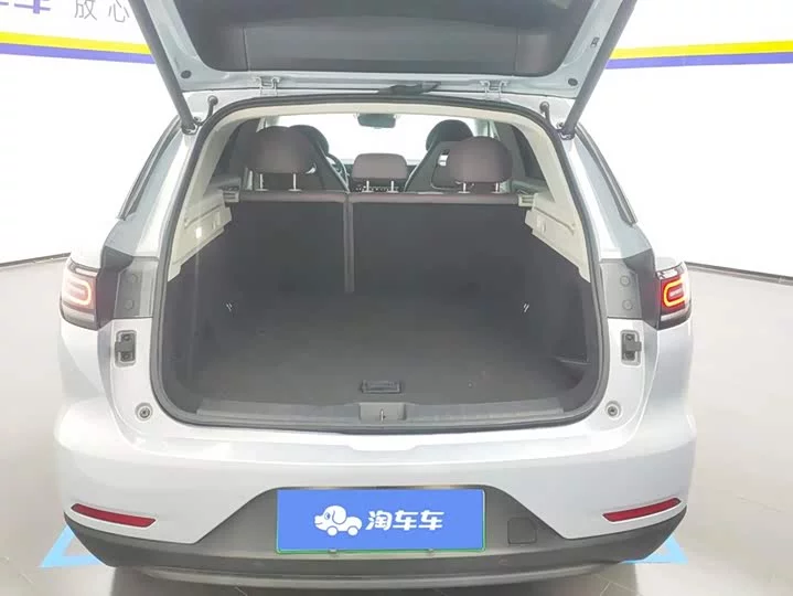 Leapmotor Zero running C11