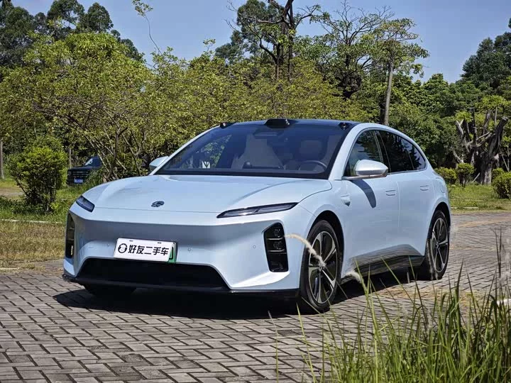 NIO ET5T