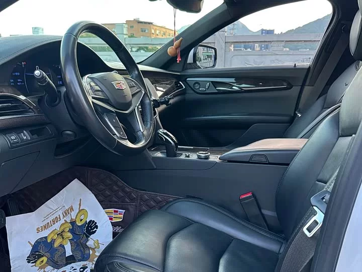 Cadillac CT6