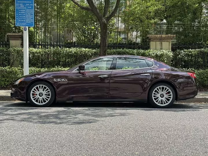 Maserati President