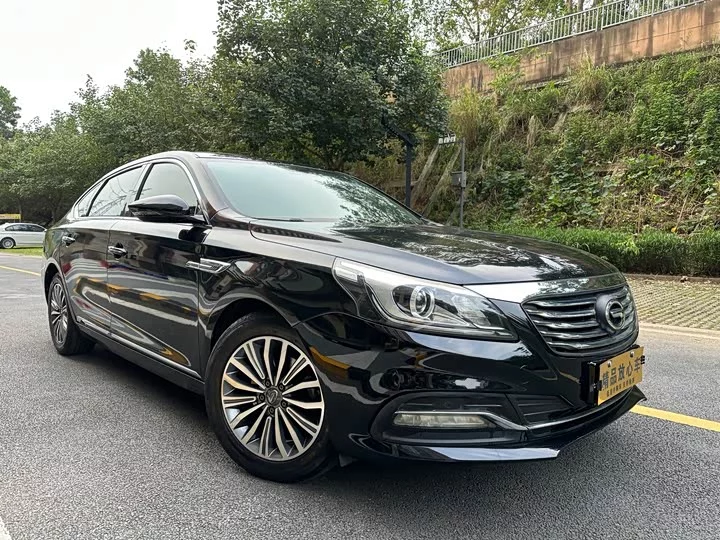 GAC Trumpchi GA8