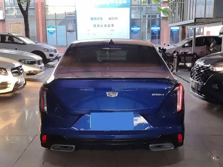 Cadillac CT4