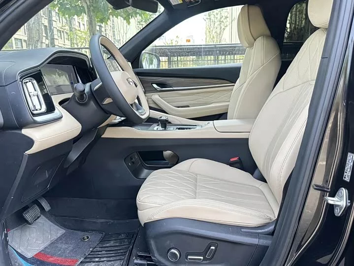 Geely Xingyue L