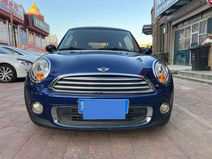 MINI 