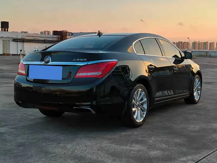 Buick LaCrosse