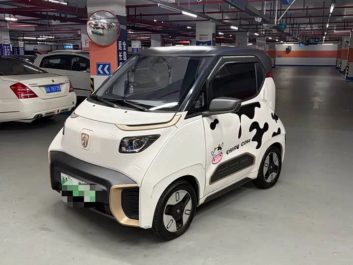 Baojun E200