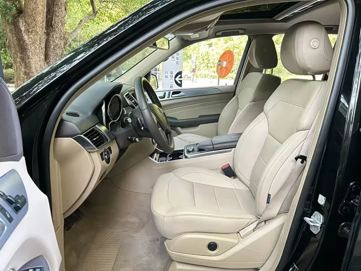 Mercedes-Benz M-Class