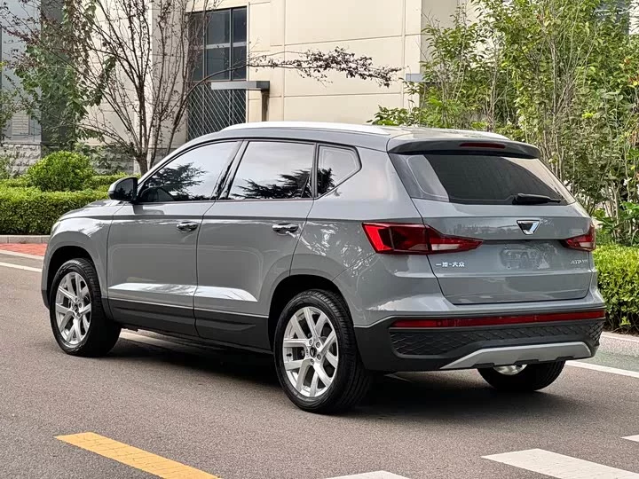 Jetta VS5