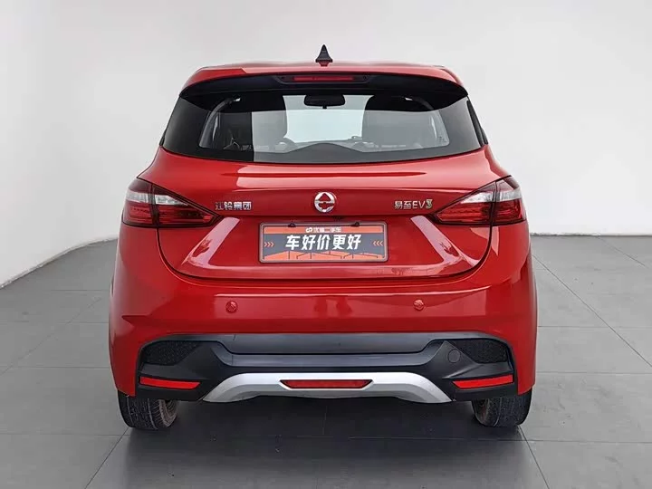 Jiangling Yizhi EV3
