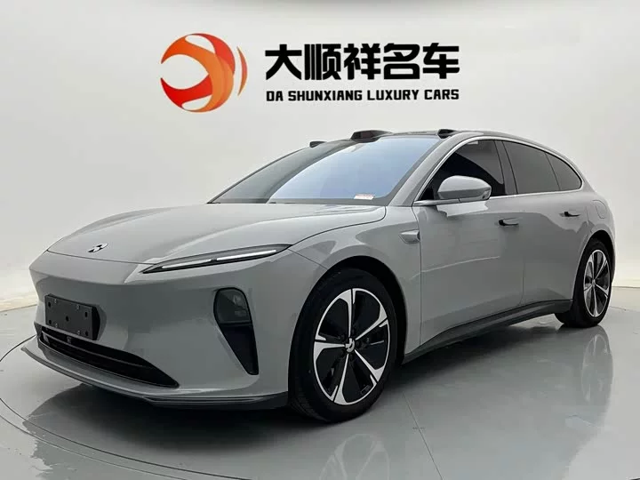 NIO ET5T