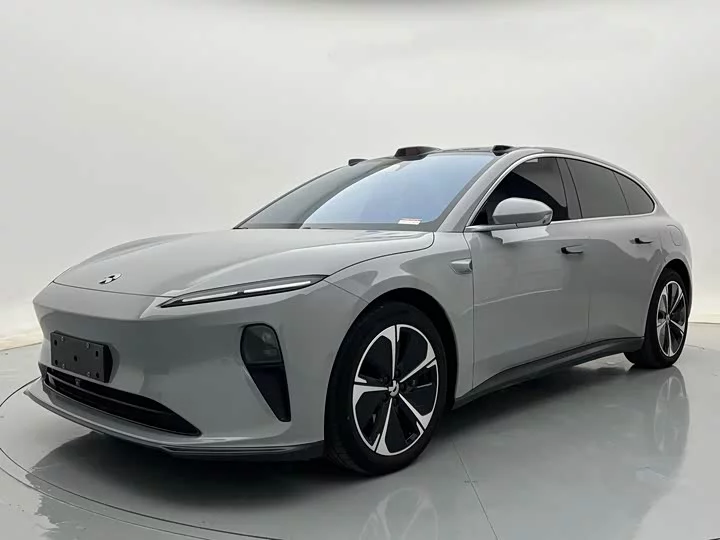 NIO ET5T