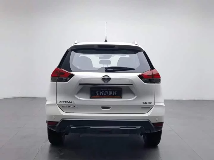 Nissan Qijun