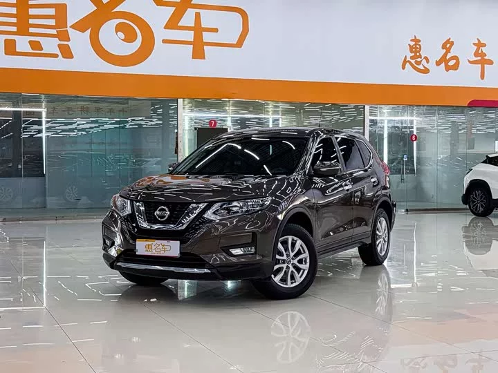Nissan Qijun