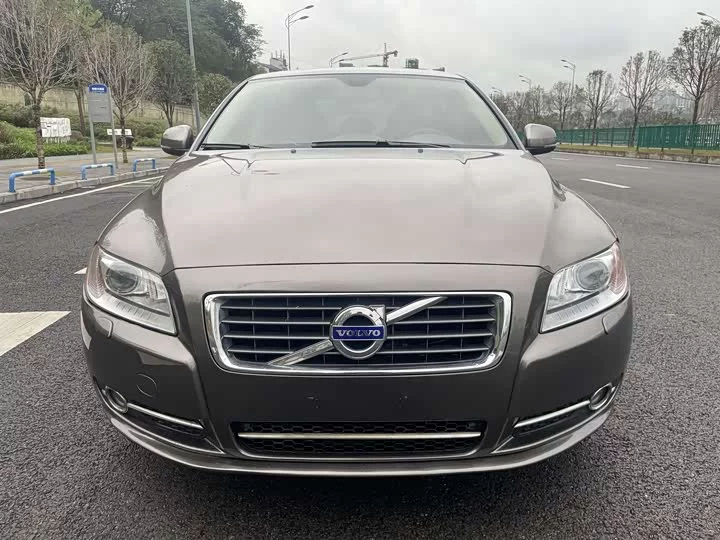 Volvo S80L