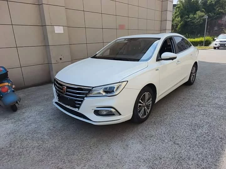 Roewe i5