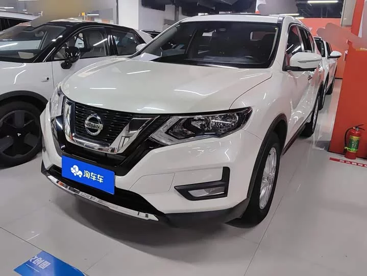 Nissan Qijun
