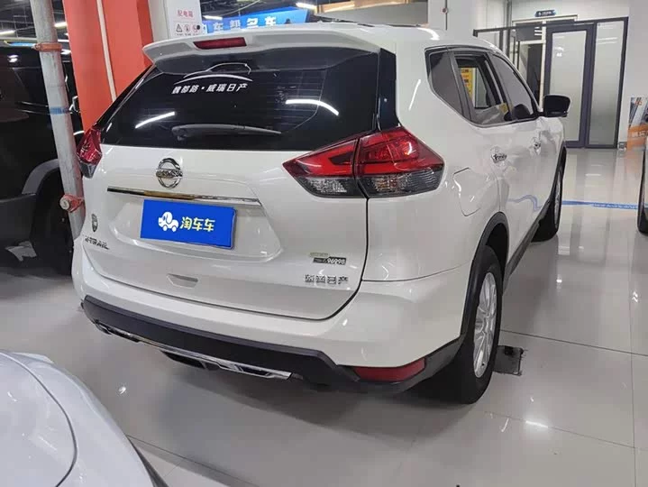 Nissan Qijun