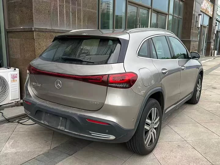 Mercedes-Benz EQA