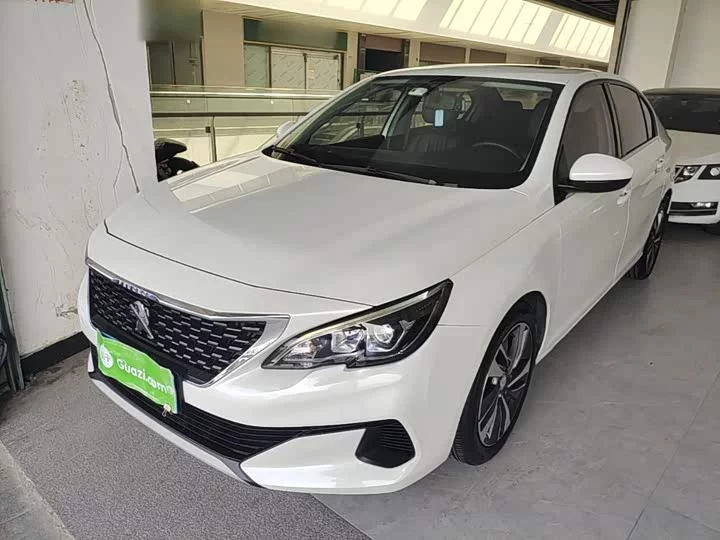 Peugeot 408
