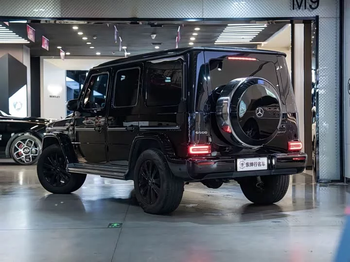 Mercedes-Benz G-rated