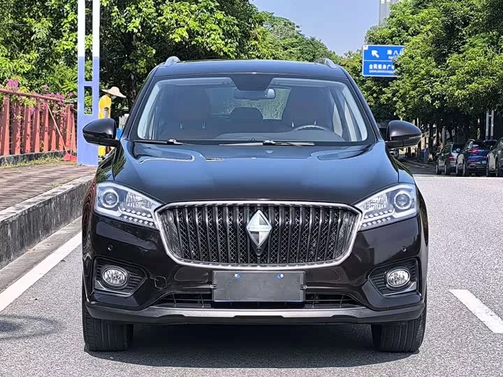 Borgward BX7