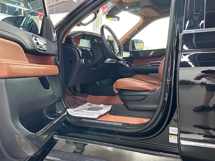 Lincoln pilot