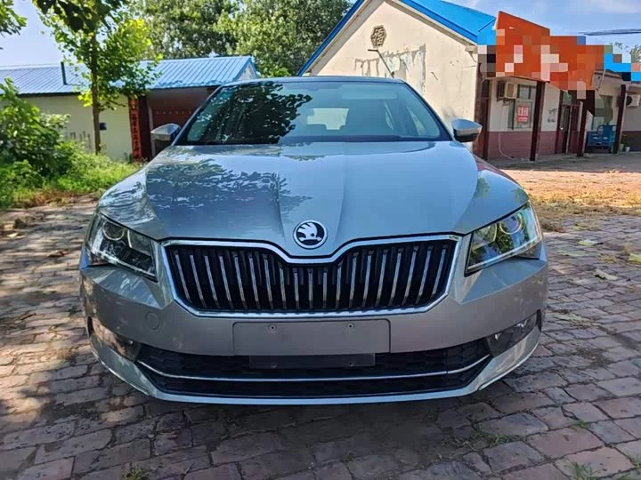 Skoda SuperB