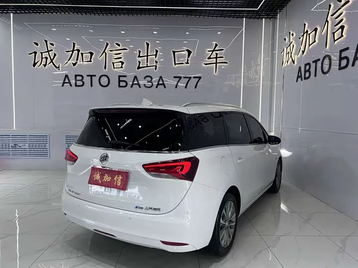 Buick GL6