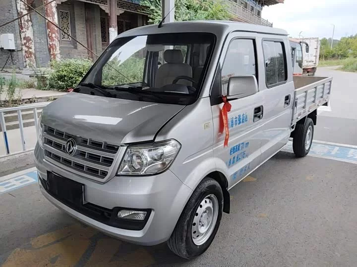 Dongfeng C32
