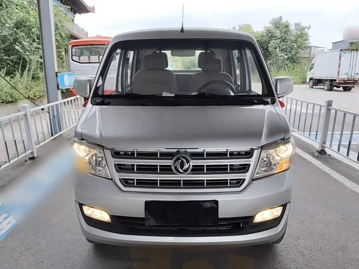 Dongfeng C32