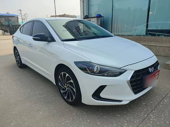 Hyundai lead
