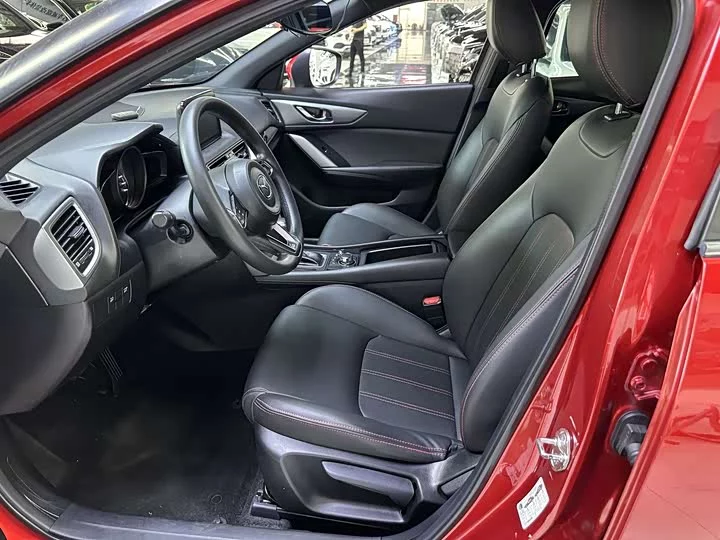 Mazda CX-4