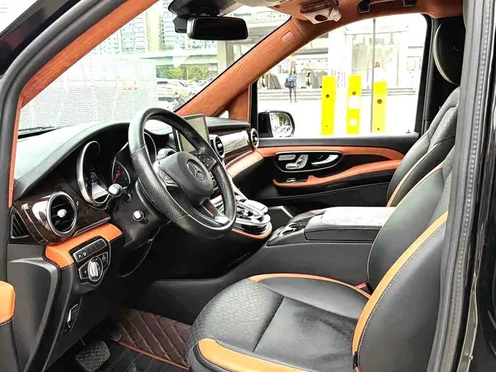 Mercedes-Benz Class V