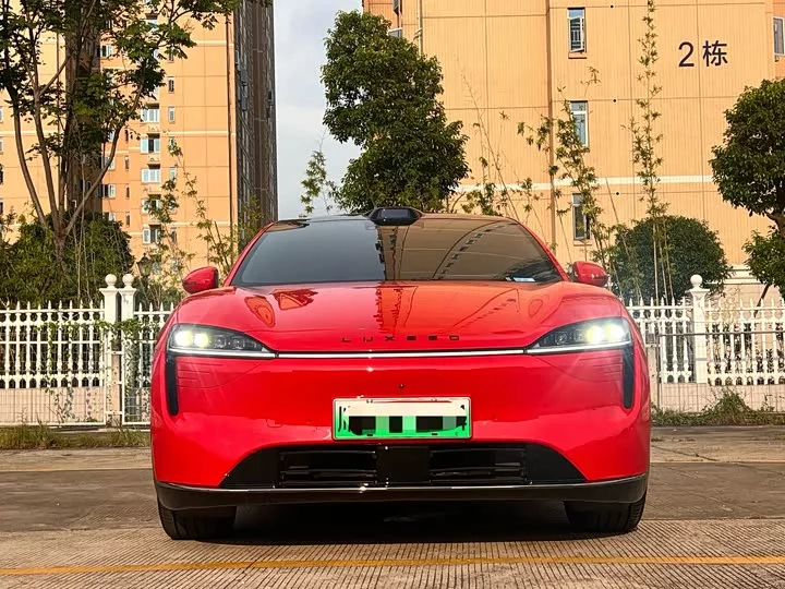 Luxeed R7
